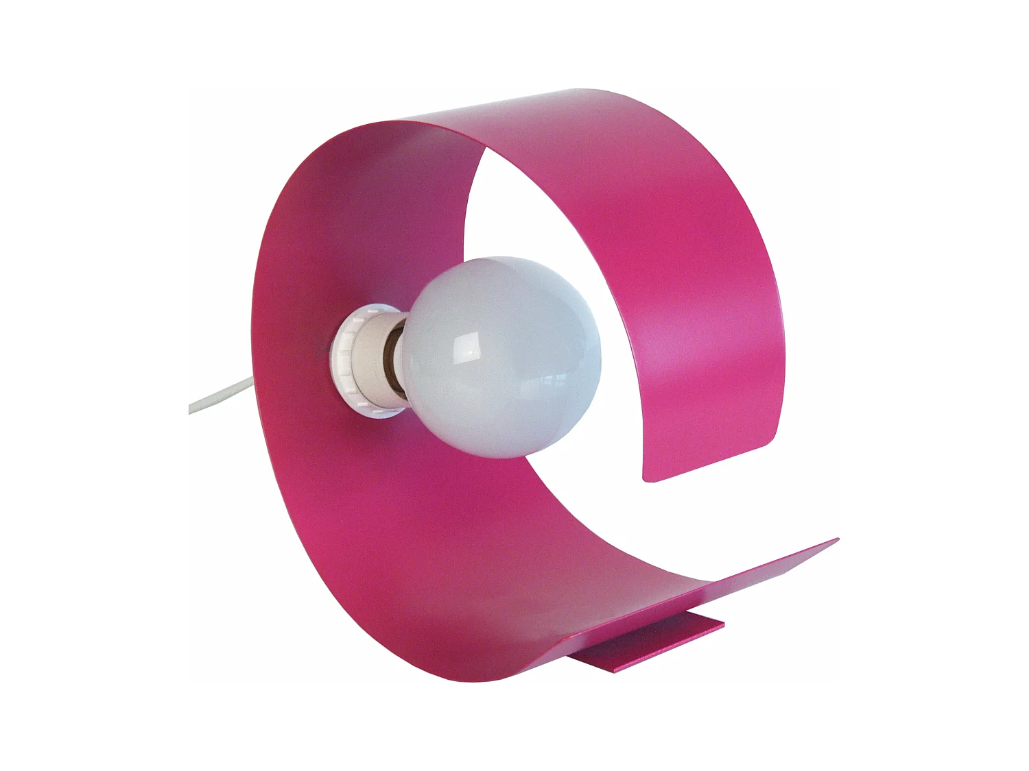 Lampe de chevet demi cylindre métal  rose 25 cm.