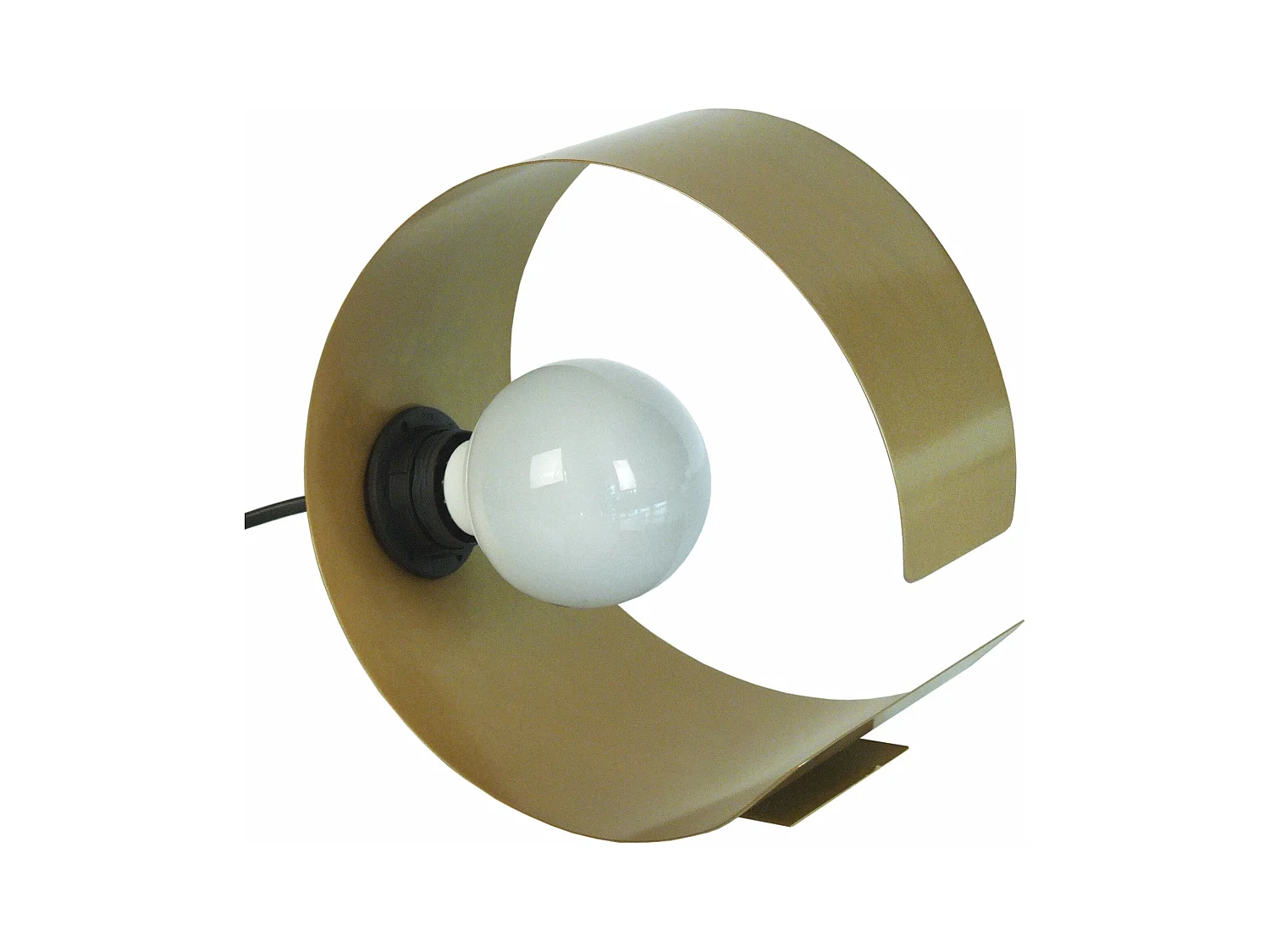 Lampe de chevet demi cylindre métal  doré 25 cm.