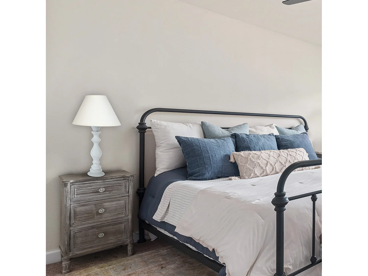 Candeeiro de sala TOSEL ALICIA tecido com fio bronze D45 x  H66  cm