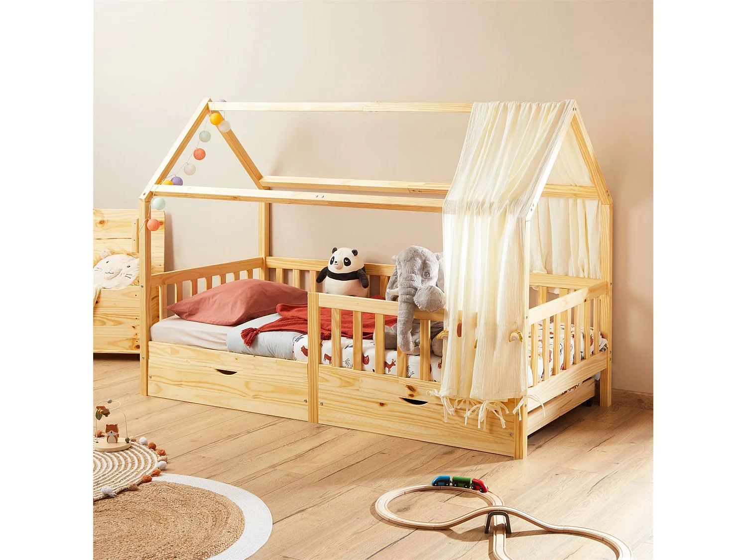 Lit cabane NUNA lit enfant simple montessori en bois 90 x 190 cm, avec rangement 2 tiroirs, en pin massif finition naturelle