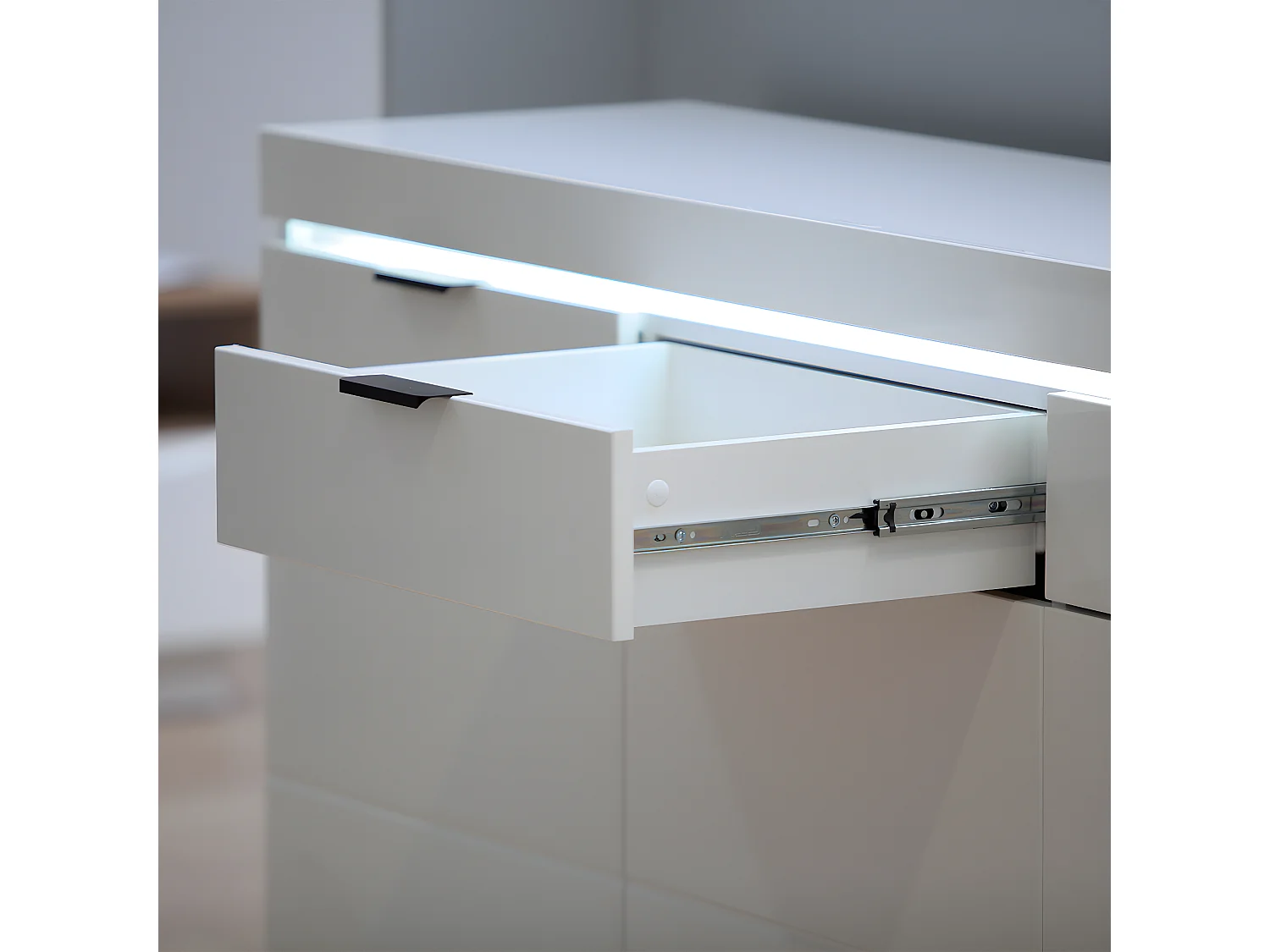 Ruben Wit 3-deurs dressoir met 3 LED laden