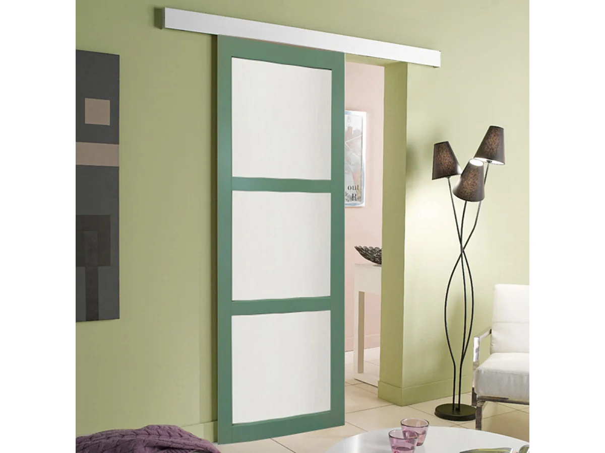 Porte Coulissante Vert Ral 6021 Vitree H204 X L83 + Rail Alu Bandeau Blanc Et Coquilles Gd Menuiseries