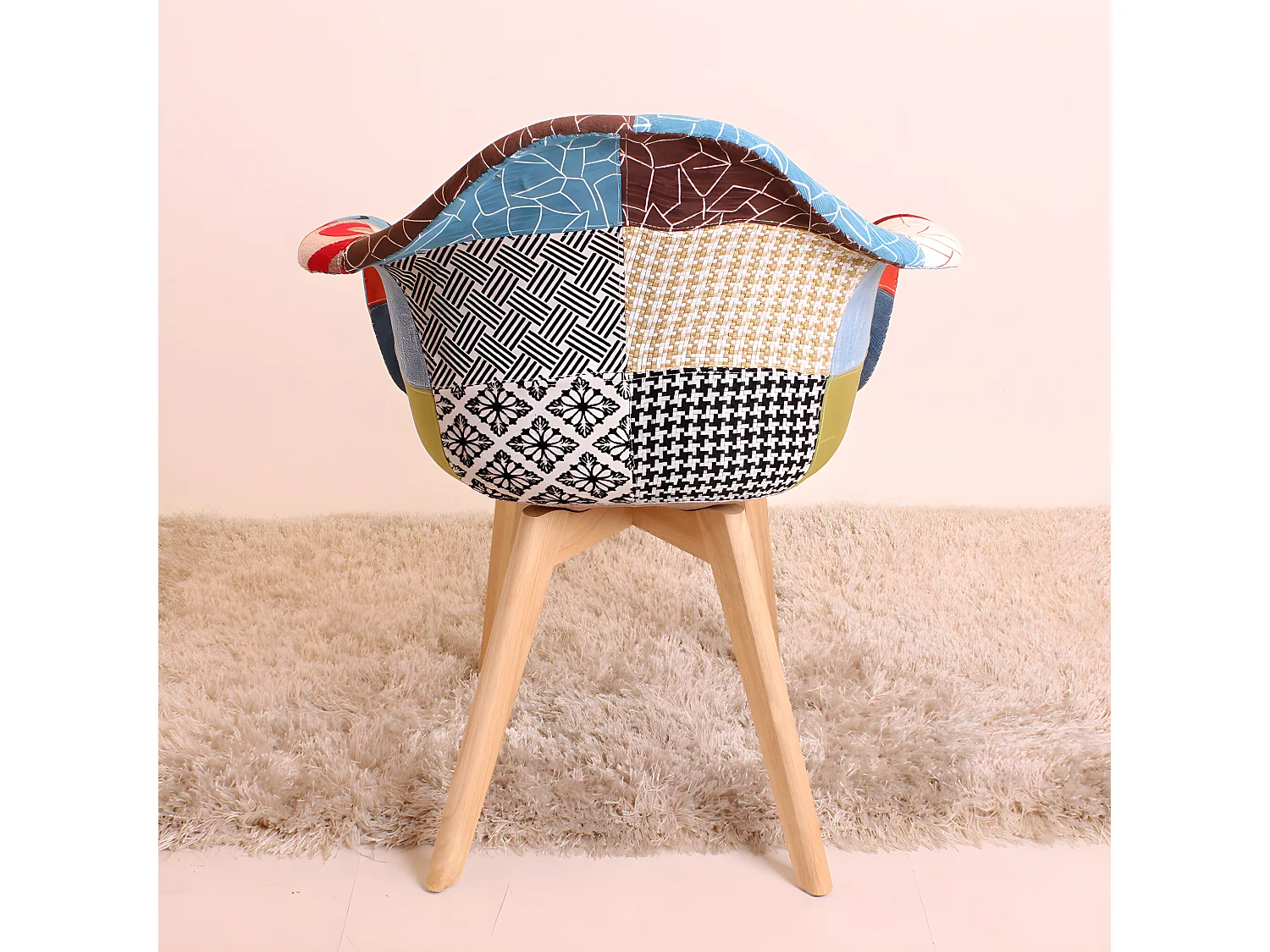 Lot de 6 fauteuils patchwork scandinave Tub - Tissu recouvert de pieds en bois - Multicolore