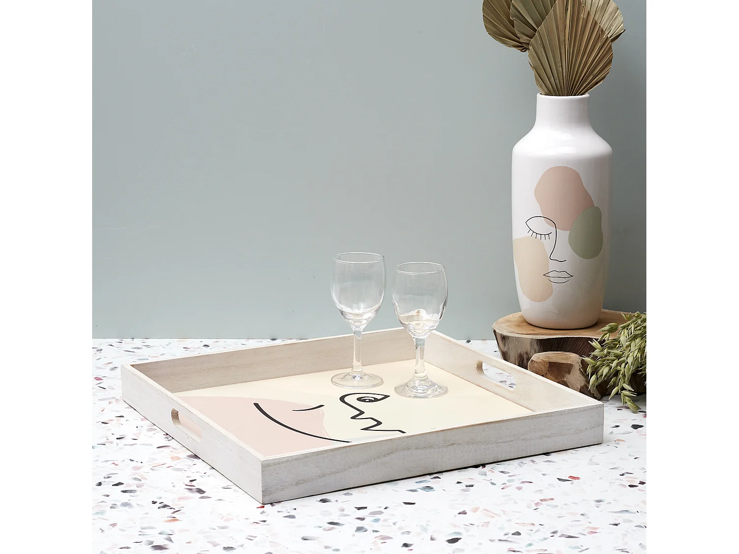 Plateau Vert, Rose, Beige, Blanc