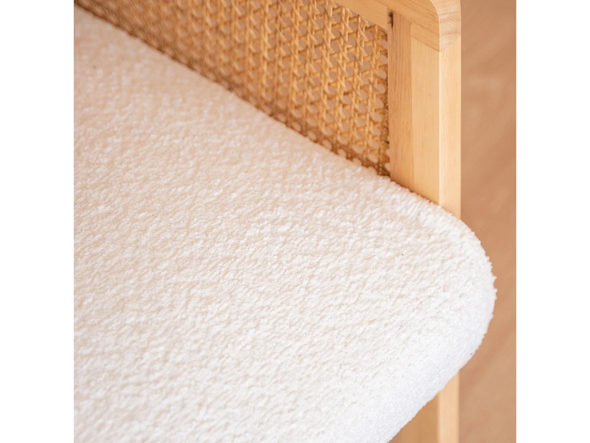 Fauteuil en cannage et tissu bouclé écru - Mani