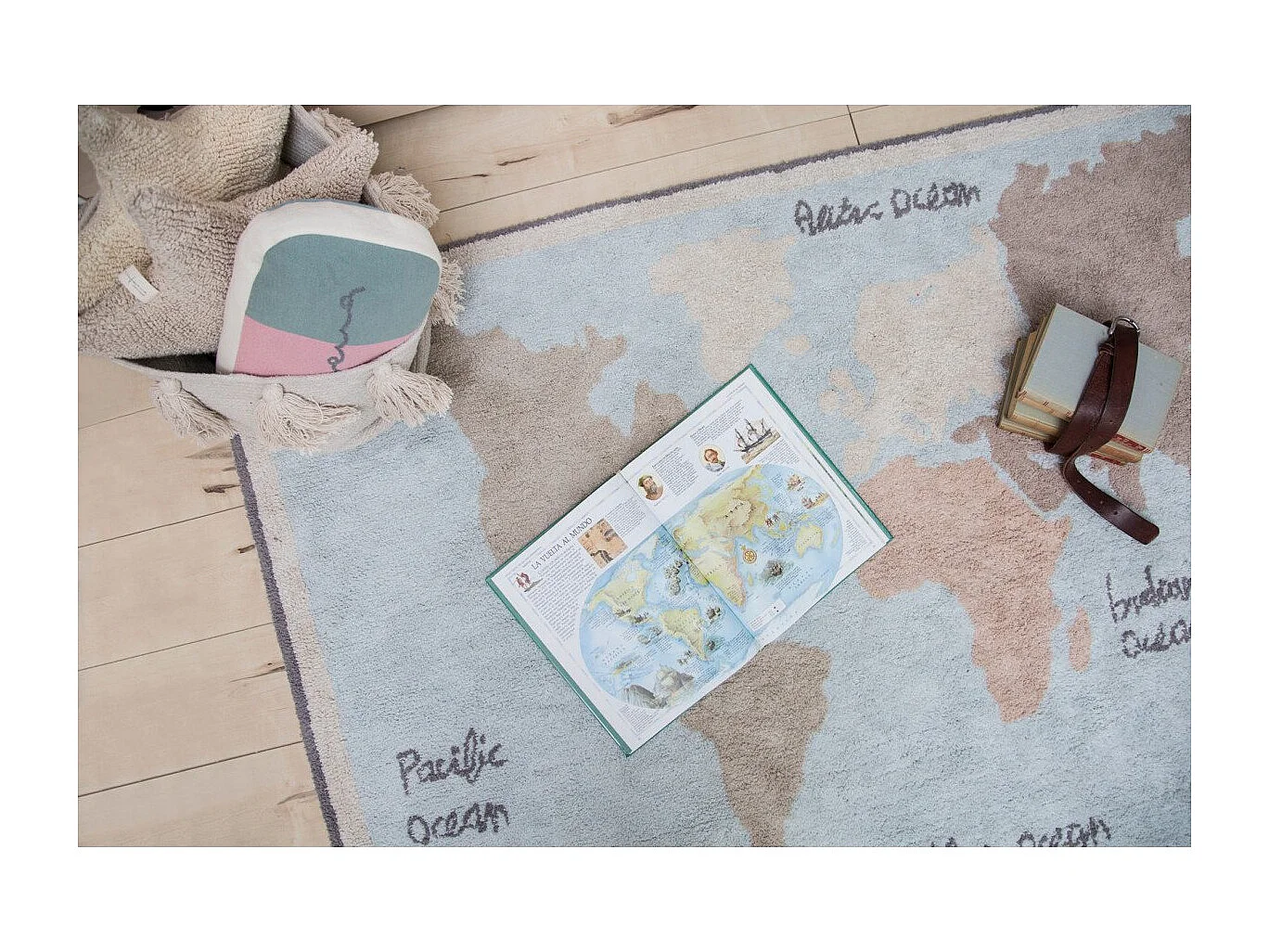 Tapis enfant coloré à courtes mèches Vintage Map Lorena Canals Rectangulaire Enfant Fait m