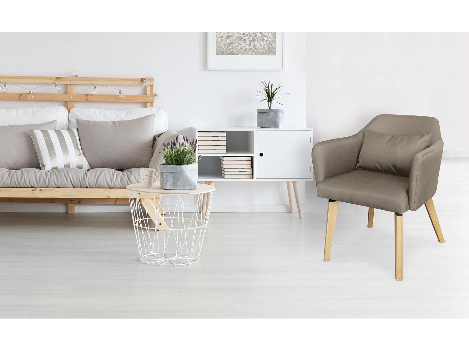Fauteuil Scandinave en Tissu "Nari" 70cm Taupe