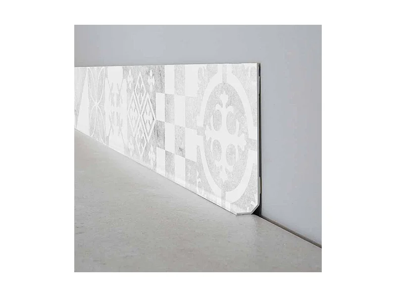 Lot de 25 plinthes PVC adhésives décoratives autocollantes pour sol - 200x8 cm - Gris - Ciment Style