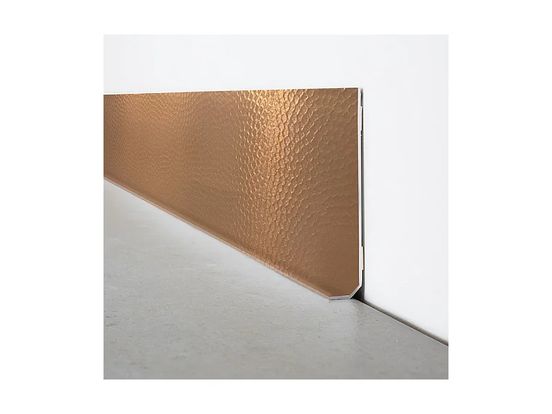 Plinthes PVC adhésives décoratives pour sol - Lot de 10 - 100x8 cm (10m) Marron - Cuivre Martelé
