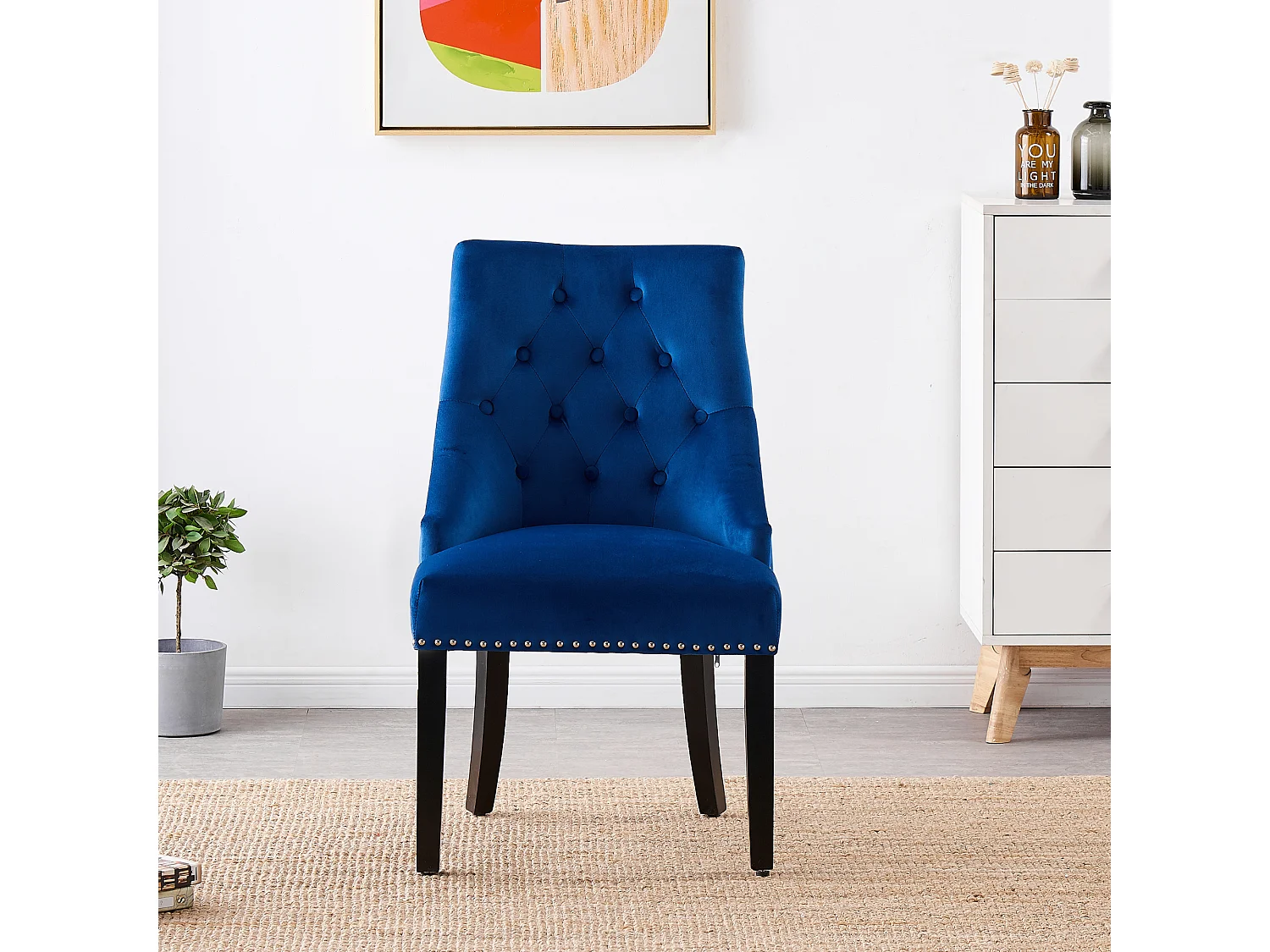 Einzelner Windsor-Esszimmerstuhl – Plüsch-Samtpolsterung und stabile Beine aus Massivholz – perfekt für Ihr Esszimmer und Wohnzimmer – Blau