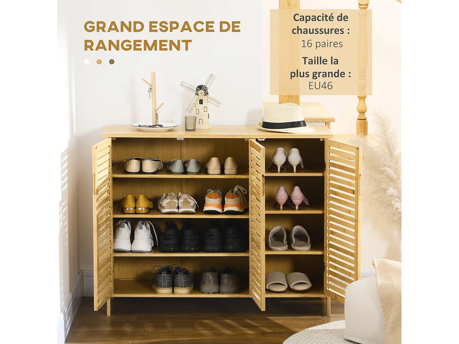 Meuble à chaussures style cosy chic - 3 portes, 6 étagères - portes à lattes, poignées invisibles - bambou verni