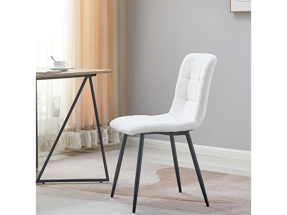 Lot de 2 chaises en tissu bouclette écru, piètement noir - Iggy