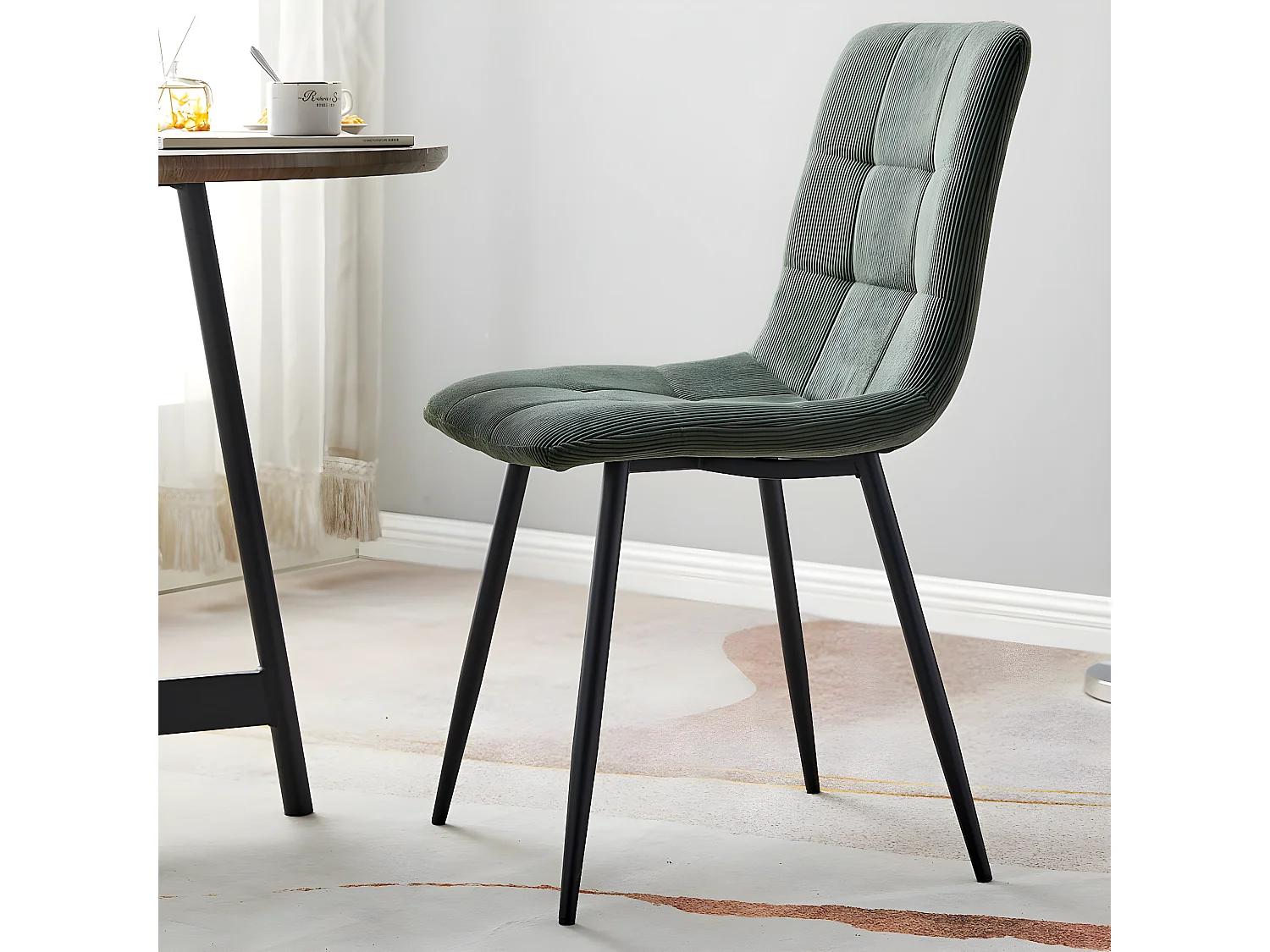 Lot de 2 chaises en velours côtelé vert, piètement noir - Iggy