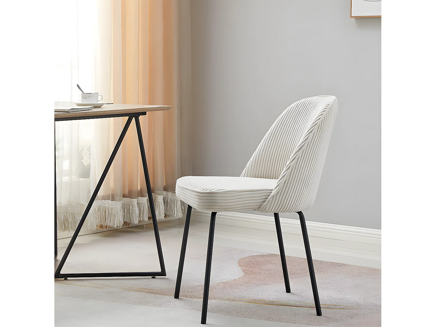 Lot de 2 chaises de salle à manger en velours côtelé beige, piètement noir - Olden