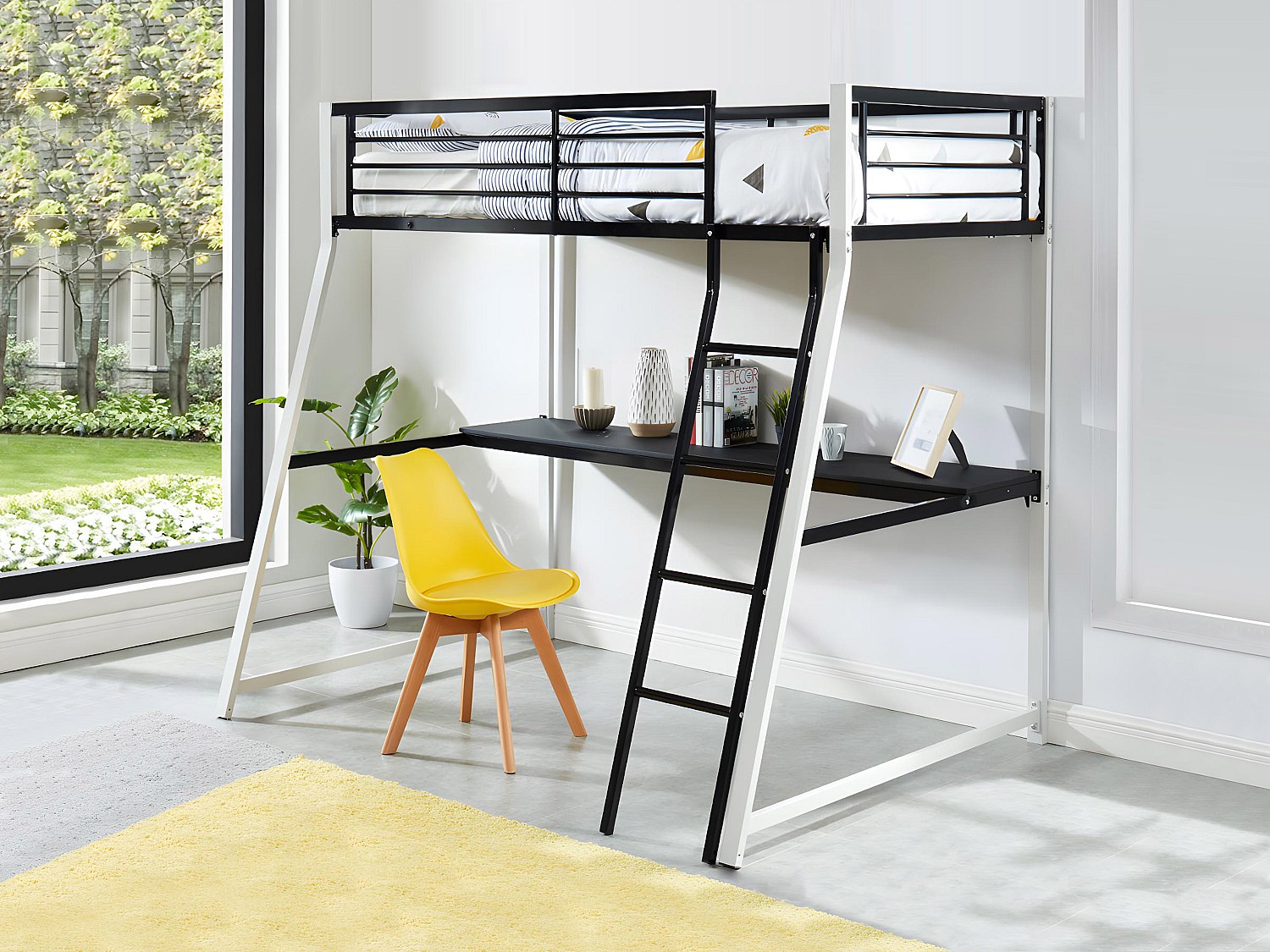 Hochbett mit Schreibtisch - 90 x 190 cm - Schwarz & Weiß - MALICIA günstig online kaufen