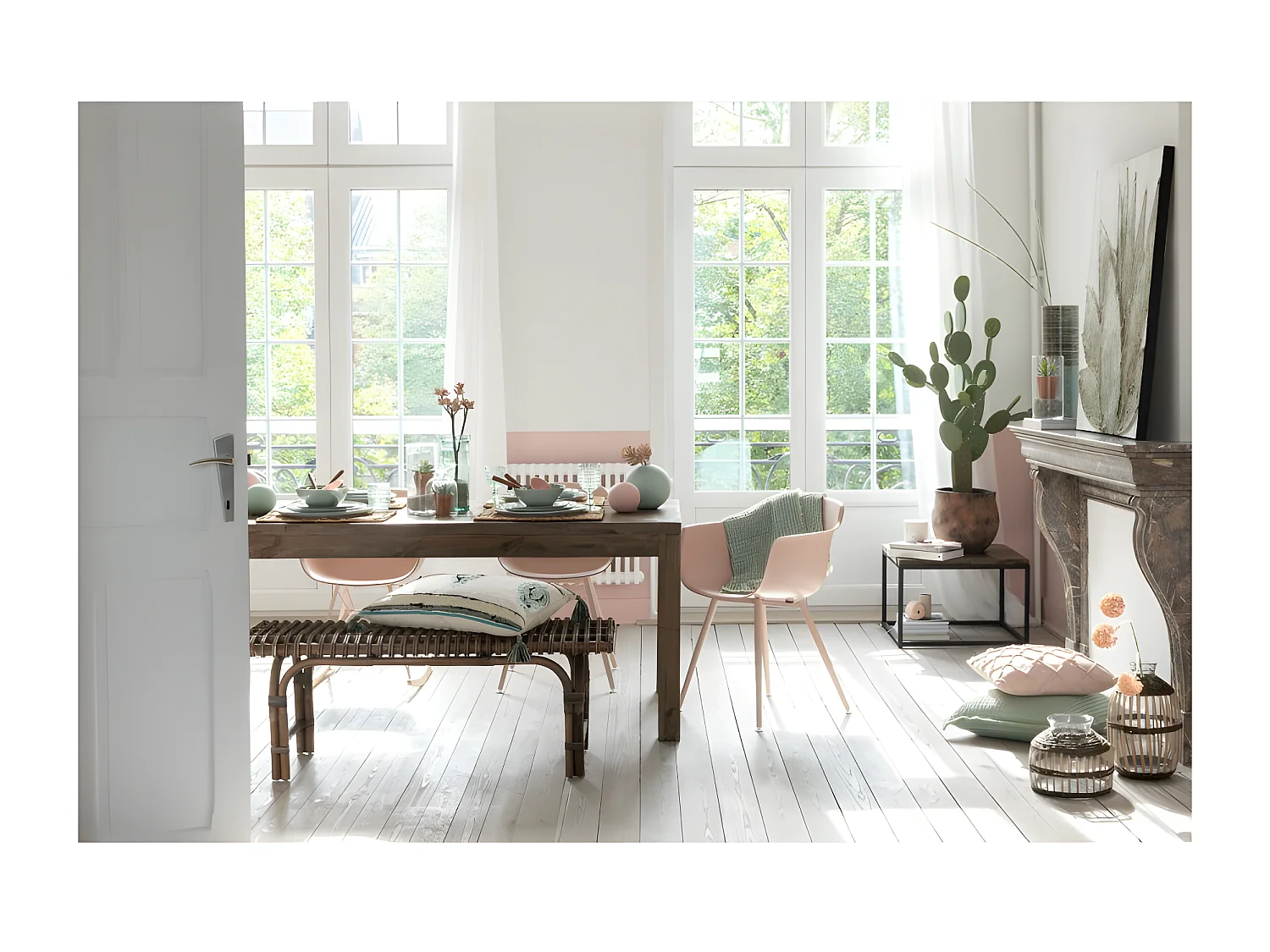 Cactus verde en maceta de plástico blanco de 60x24.5x130 cm