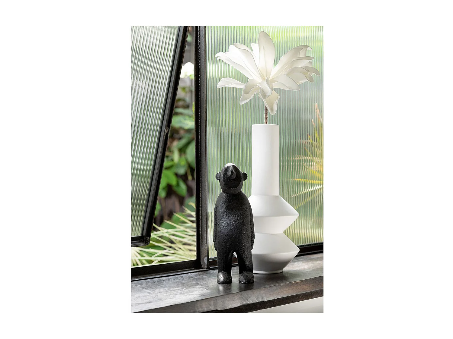 Statuette Déco en Bois "Ngurah" 30cm Noir