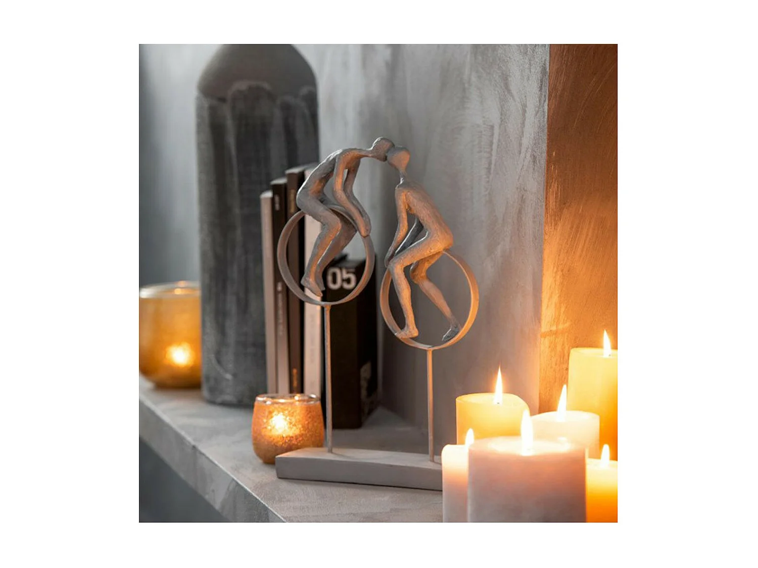 Statuette Déco "Couple sur Cercle" 35cm Gris