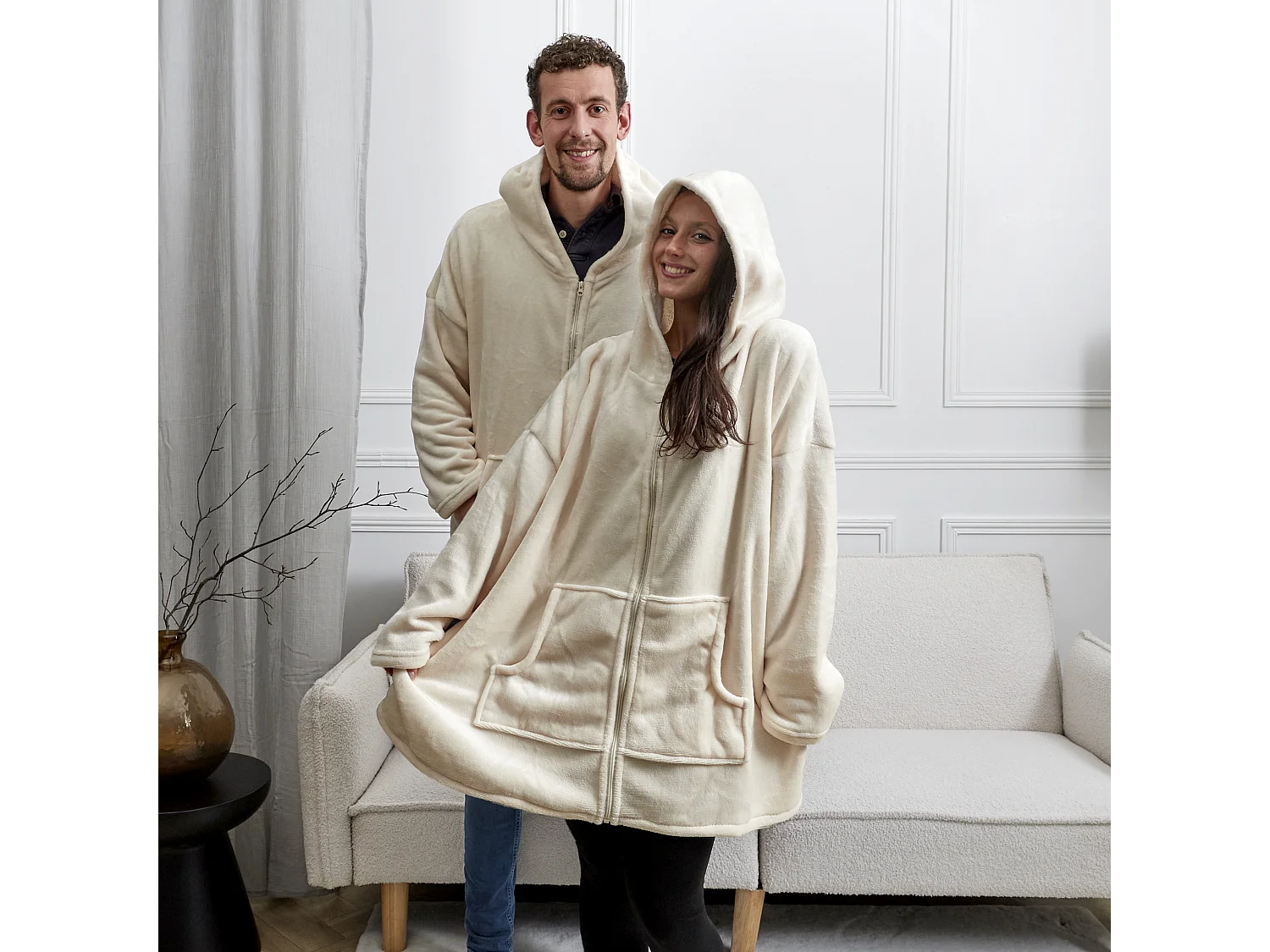 Sweat A Capuche Fermeture Interieur Beige