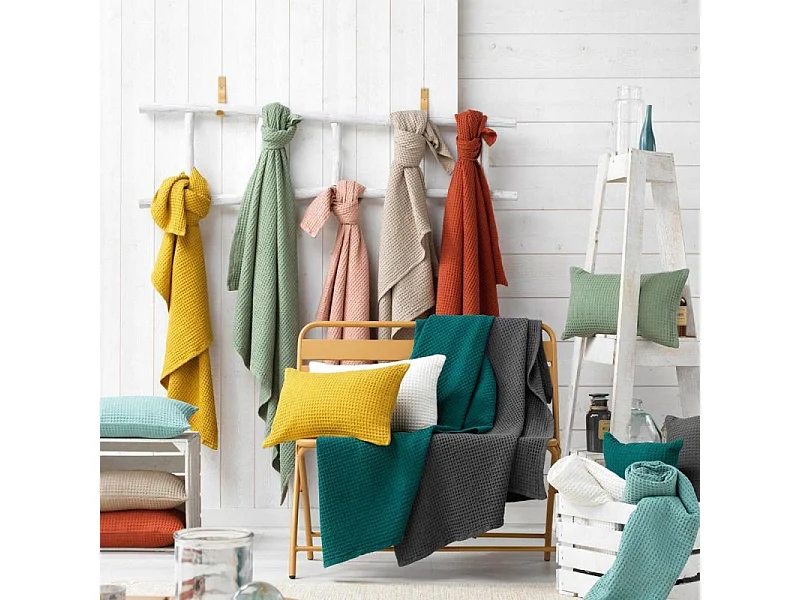 Plaid Nid d'Abeille Uni "Gaufrette" 125x150cm Rose