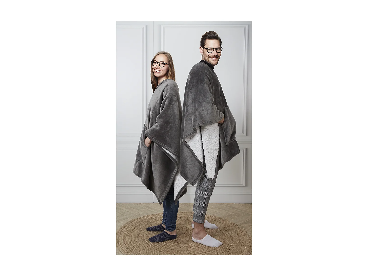 Plaid Poncho Gris Gris