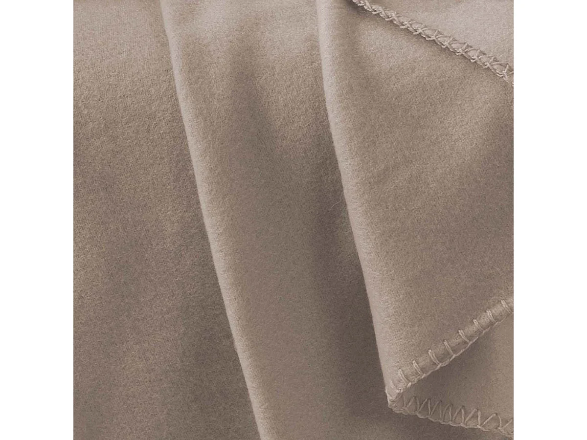 Plaid Polaire "Milou" 125x150cm Taupe