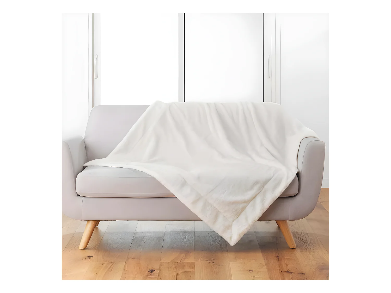 Plaid Imitation Fourrure "Caresse" 125x150cm Naturel