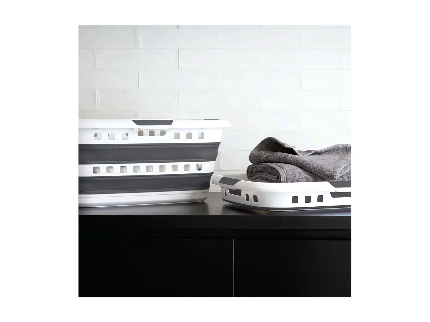 Cesta de ropa retráctil de 45L