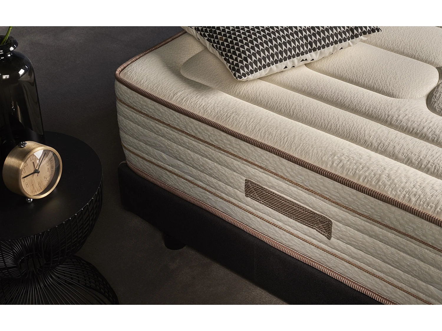 Matelas Ressorts Ensachés Hybride Bambou Nuit 120X200 Hauteur 30 cm +/-2.