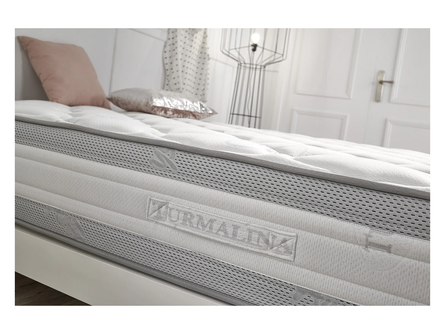 Matelas Visco Luxury Tourmaline 70x190 Hauteur 25cm +/-2 face supérieure 4 cm Viscoélastique + Supersoft