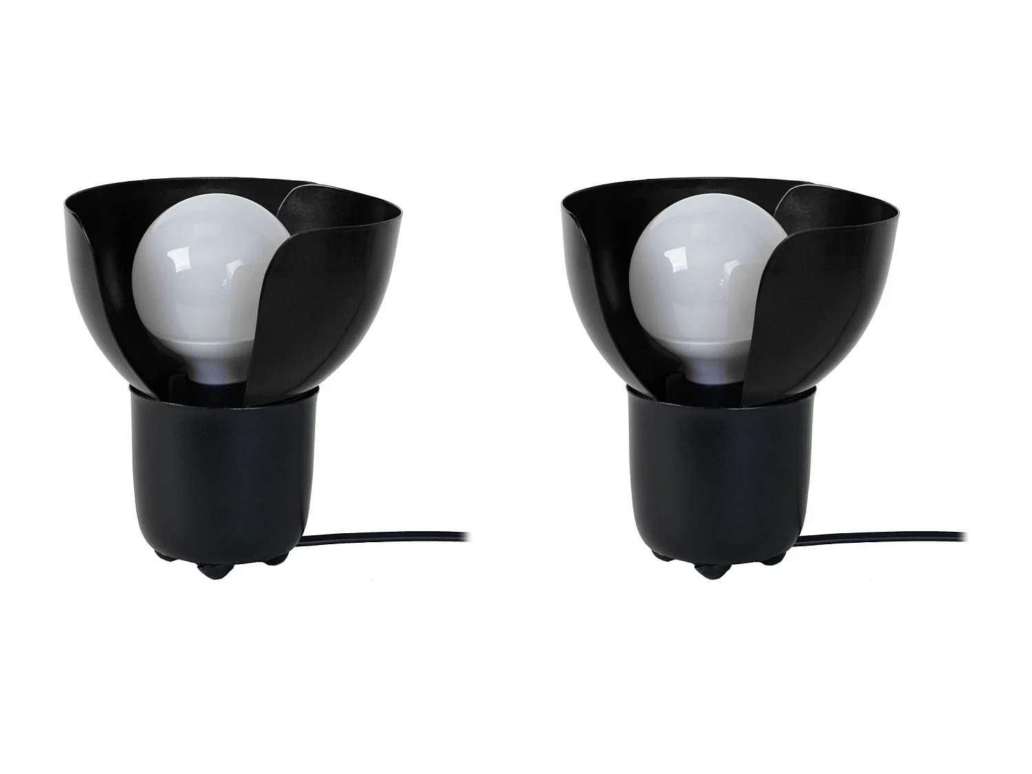 Pair de Lampes de chevet demi bol métal  noir 17 cm.