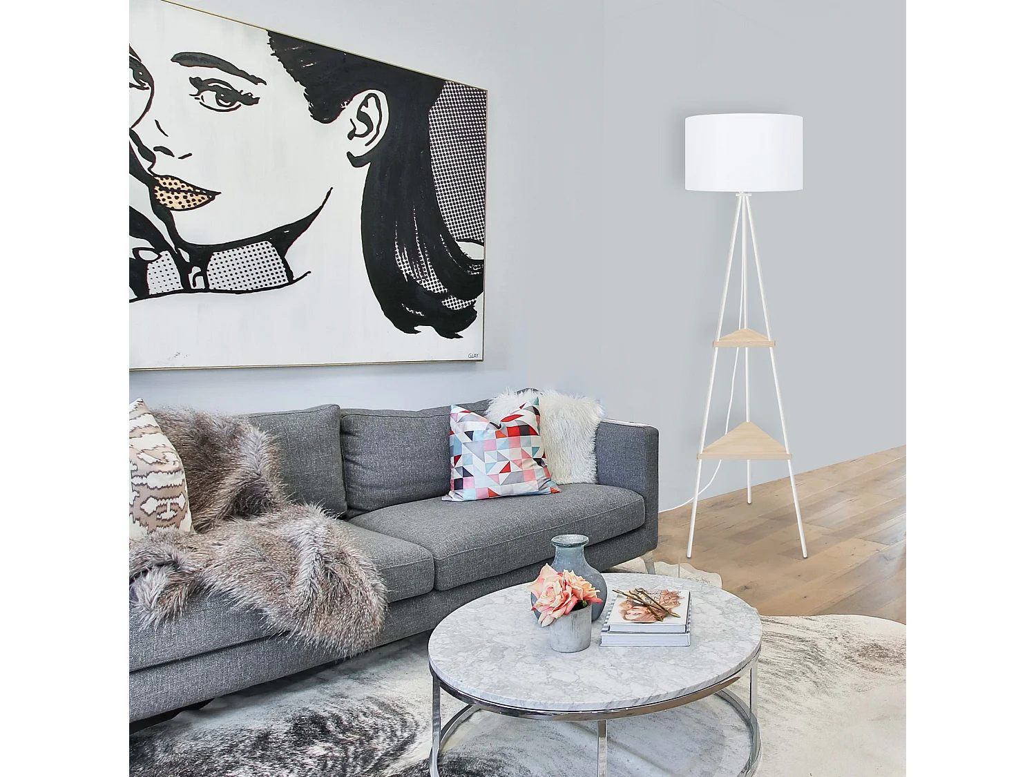 Lampadaire , étagère métal  ivoire 155 cm.