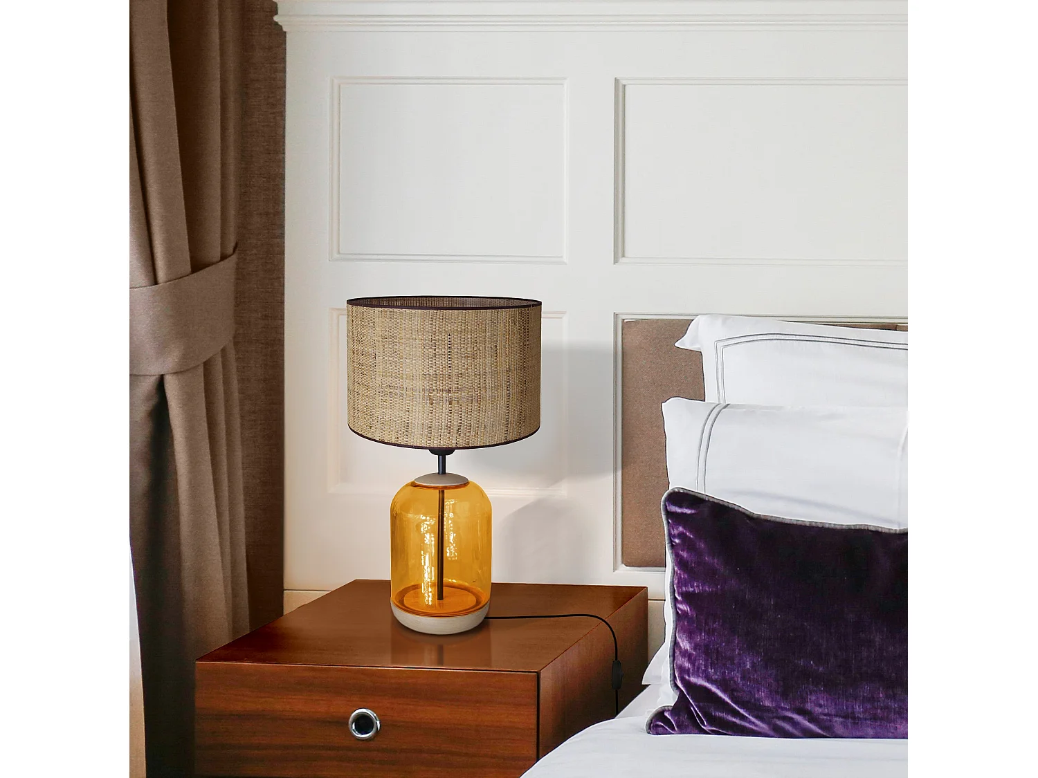 Lampada da tavolo SVALBARD SMALL in vetro ambra naturale e legno, diametro 25 cm