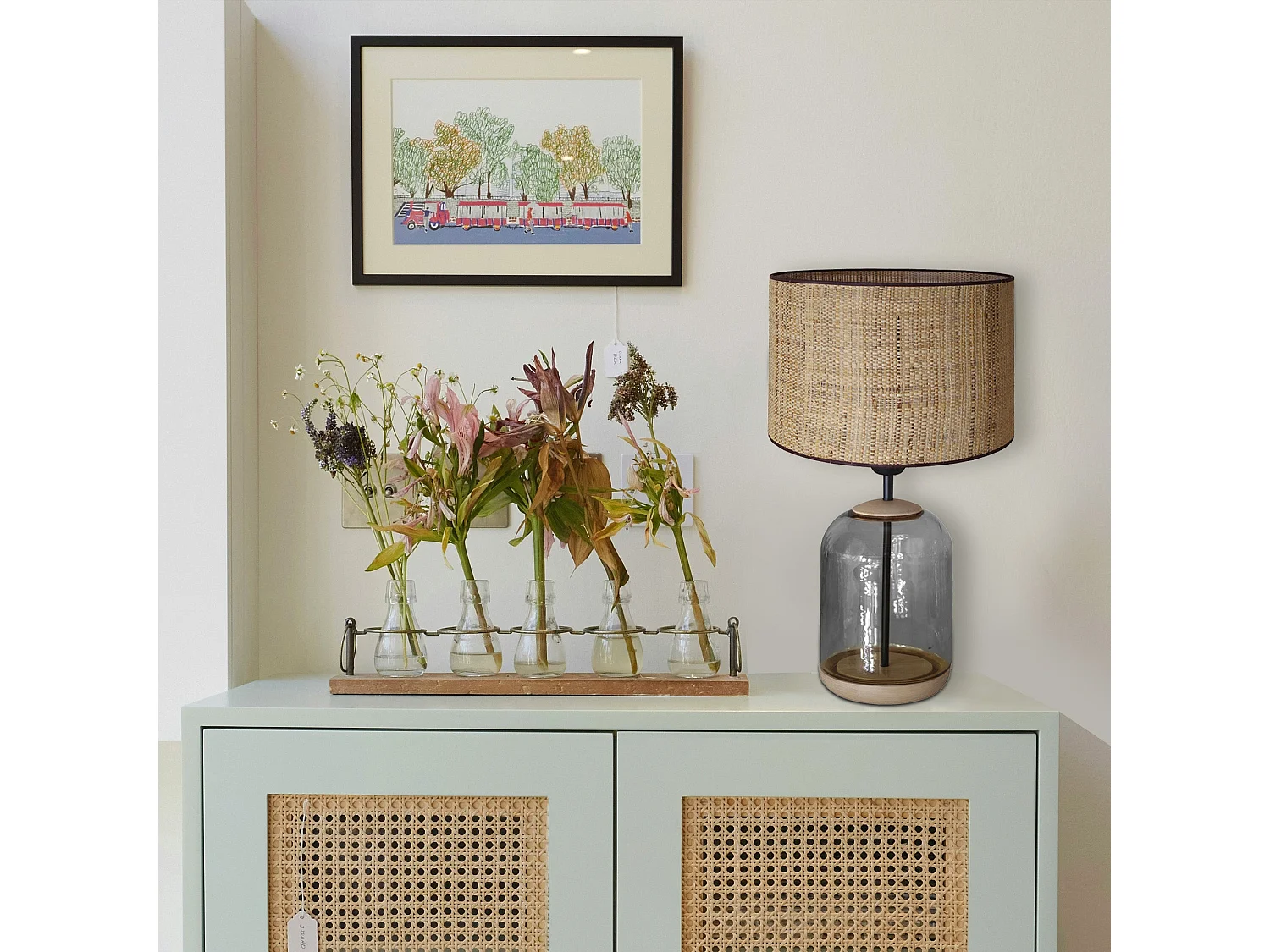 Lampada da tavolo SVALBARD SMALL in vetro grigio naturale e legno, diametro 25 cm