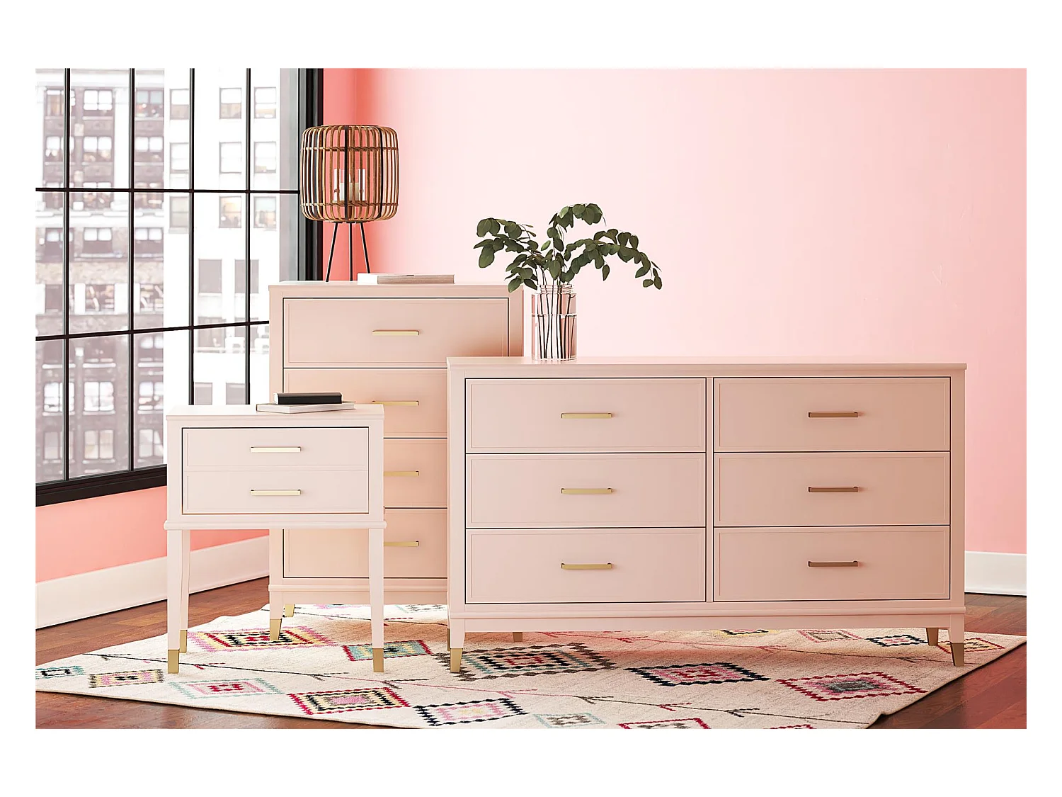 Kommode mit 4 Schubladen in MDF rosa