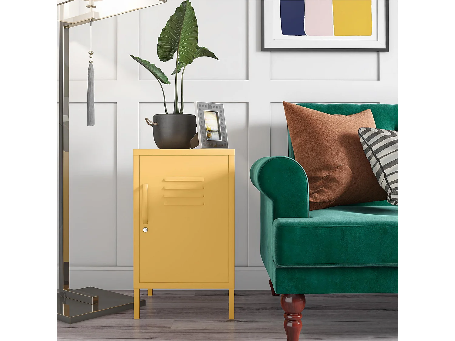 Cache | Revêtement en poudre pour table d'appoint en métal jaune