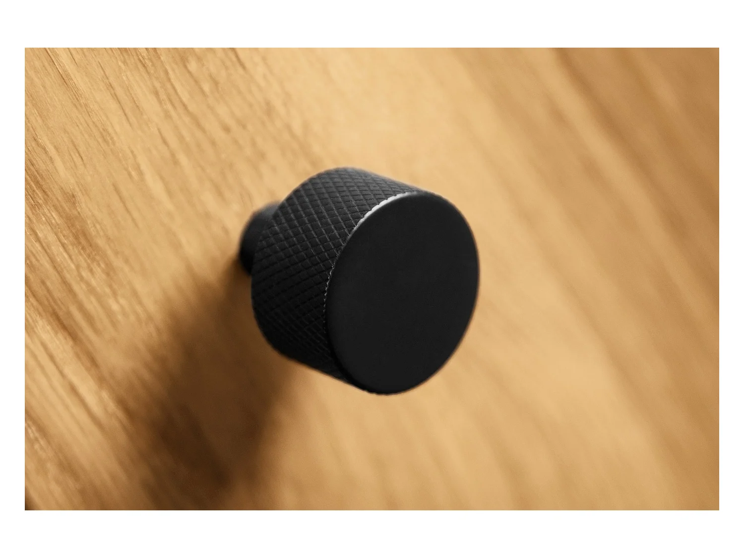 RETRO - Kommode 100% aus massivem Holz aus Wildeiche, naturgeölt