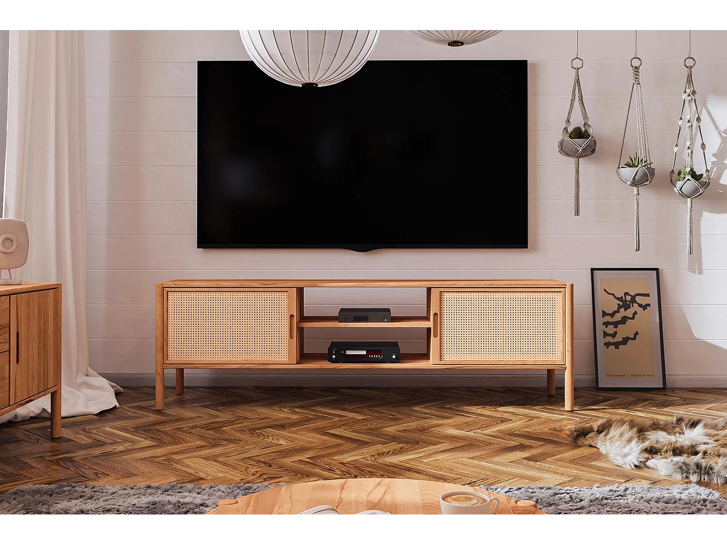 POLA - TV-Möbel mit Rattantüren aus Kernbuche naturgeölt
