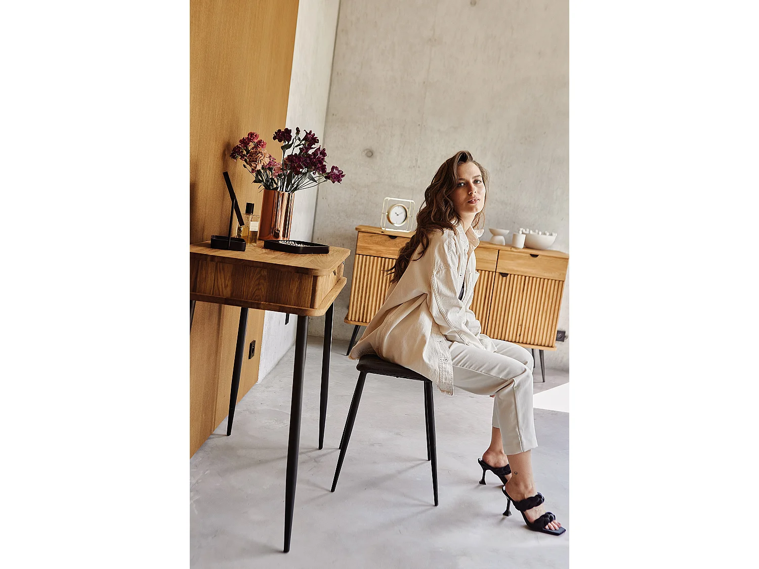 KULA - Schminktisch mit Schubladen aus Wildeiche, naturgeölt