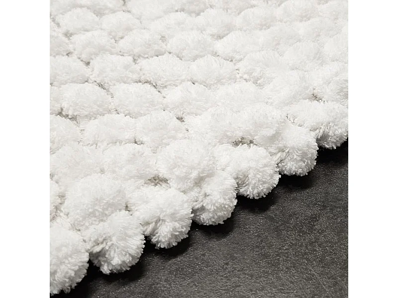 Lot 2 tapis de salle de bain 40 x 60 cm pompon blanc - MARIE