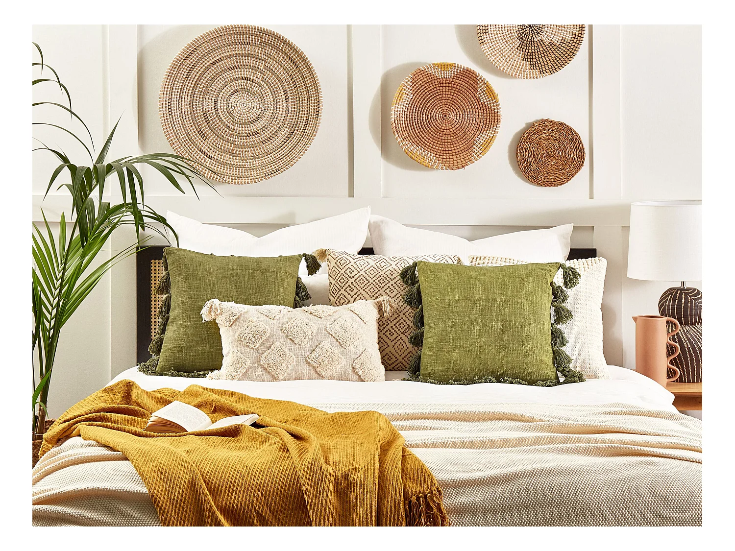 Lot de 2 coussins décoratifs LYNCHIS Coton 45 x 45 cm Vert olive Unicolore
