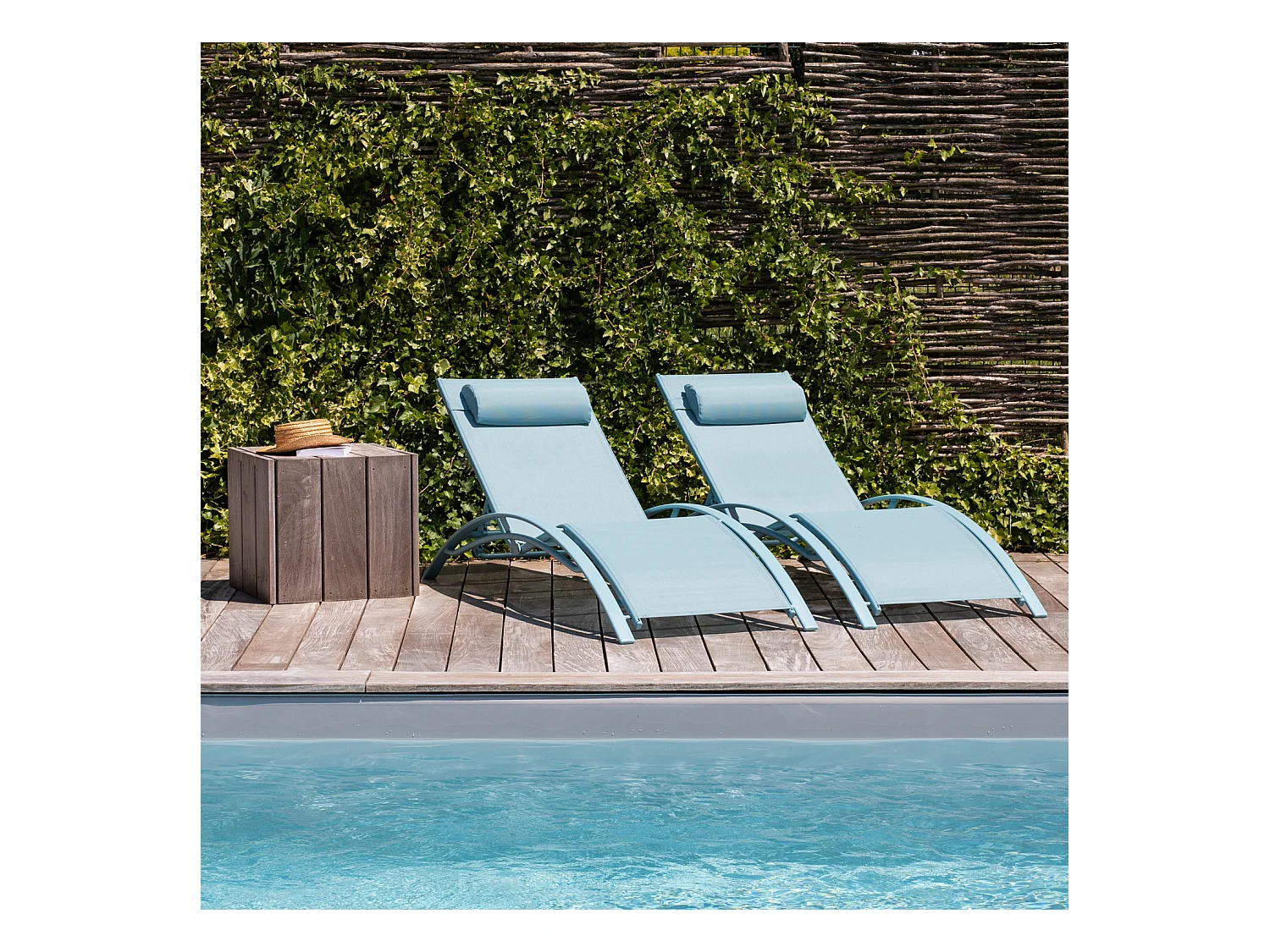 Lot de 2 transats GALAPAGOS en textilène bleu clair - aluminium bleu clair - HAPPY GARDEN