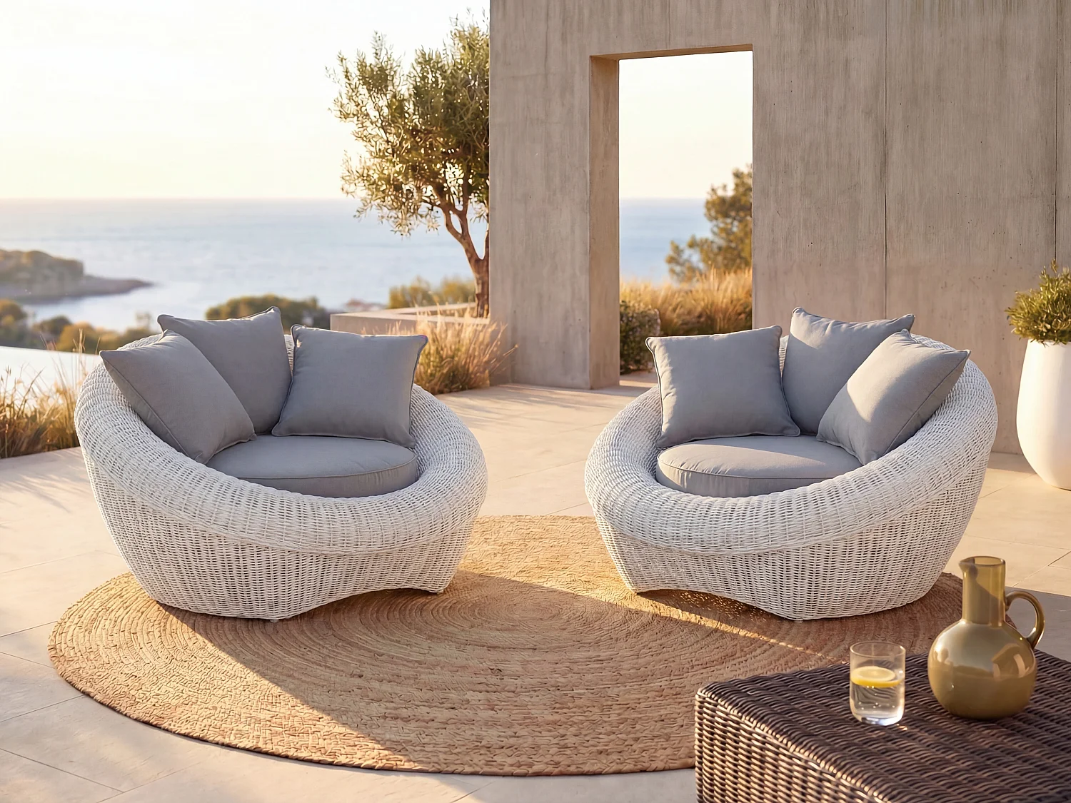 Lot de 2 fauteuils de jardin en résine tressée ivoire - WHITEHEAVEN de MYLIA