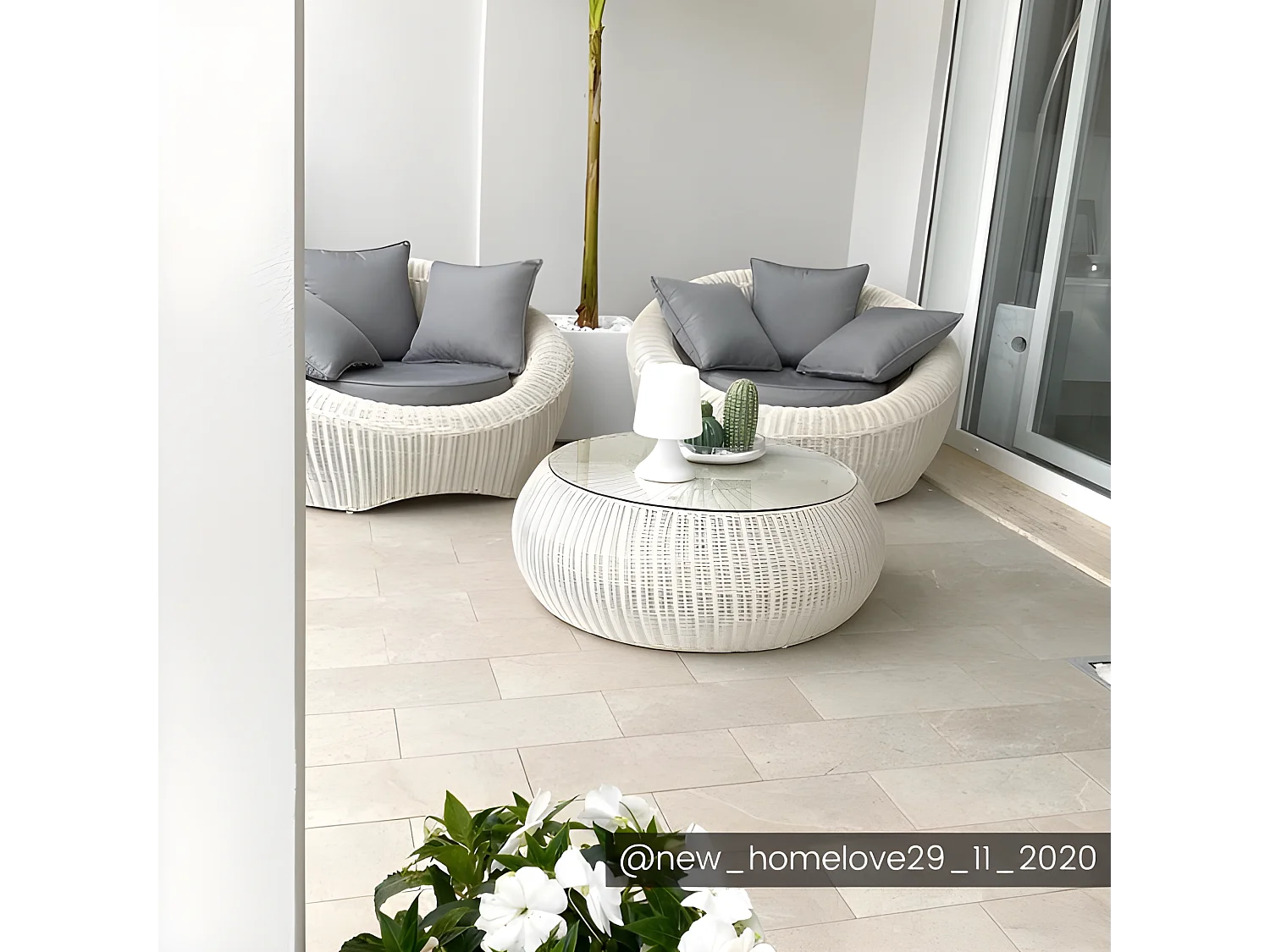 Lot de 2 fauteuils de jardin en résine tressée ivoire - WHITEHEAVEN de MYLIA