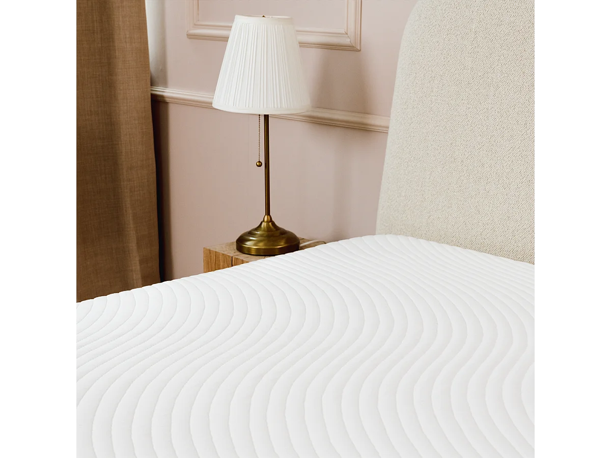 Matelas Hybride 25cm Ressorts ensachés mémoire de forme 160x200cm