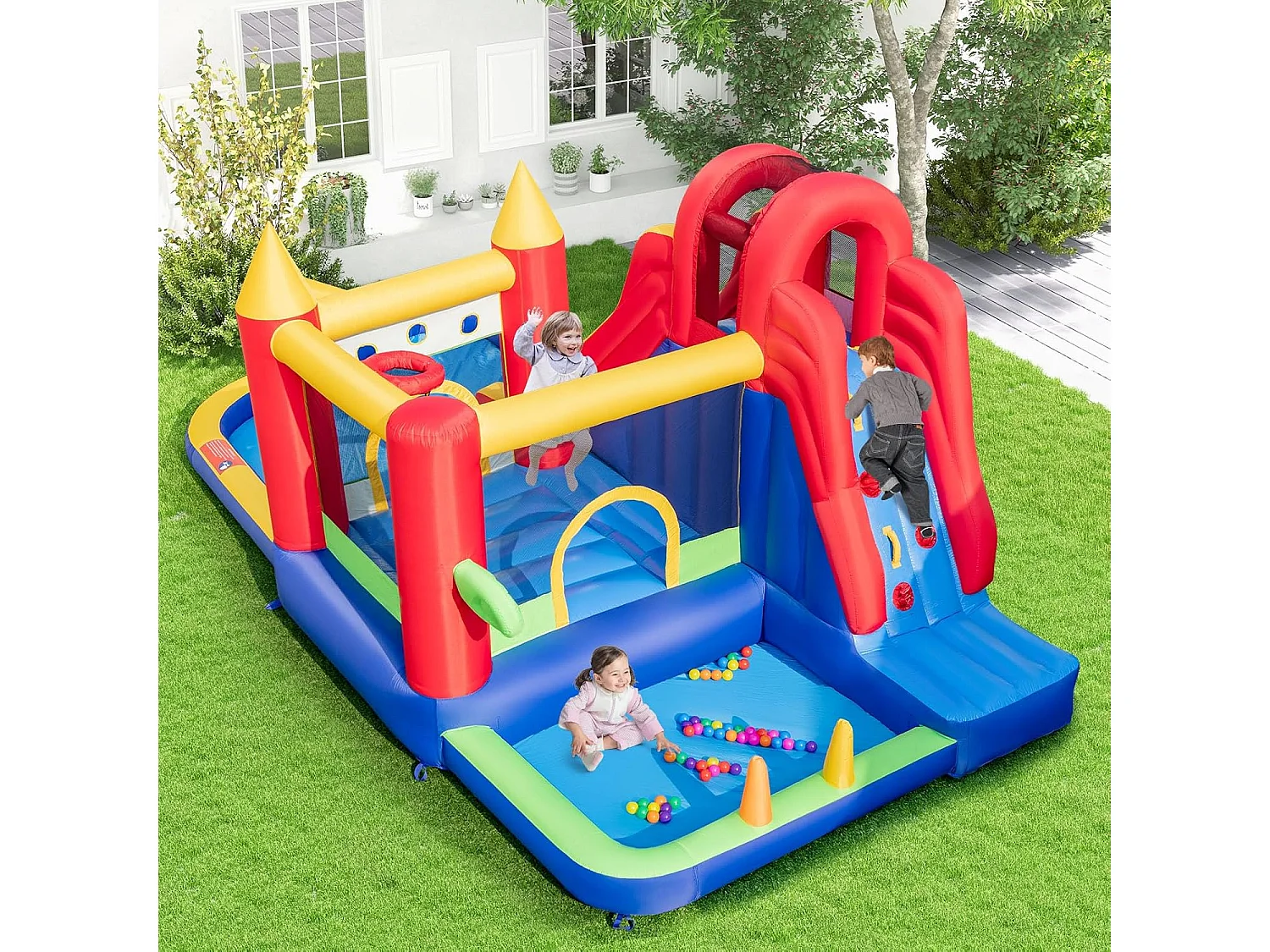 Château Gonflable avec Toboggans Aquatiques