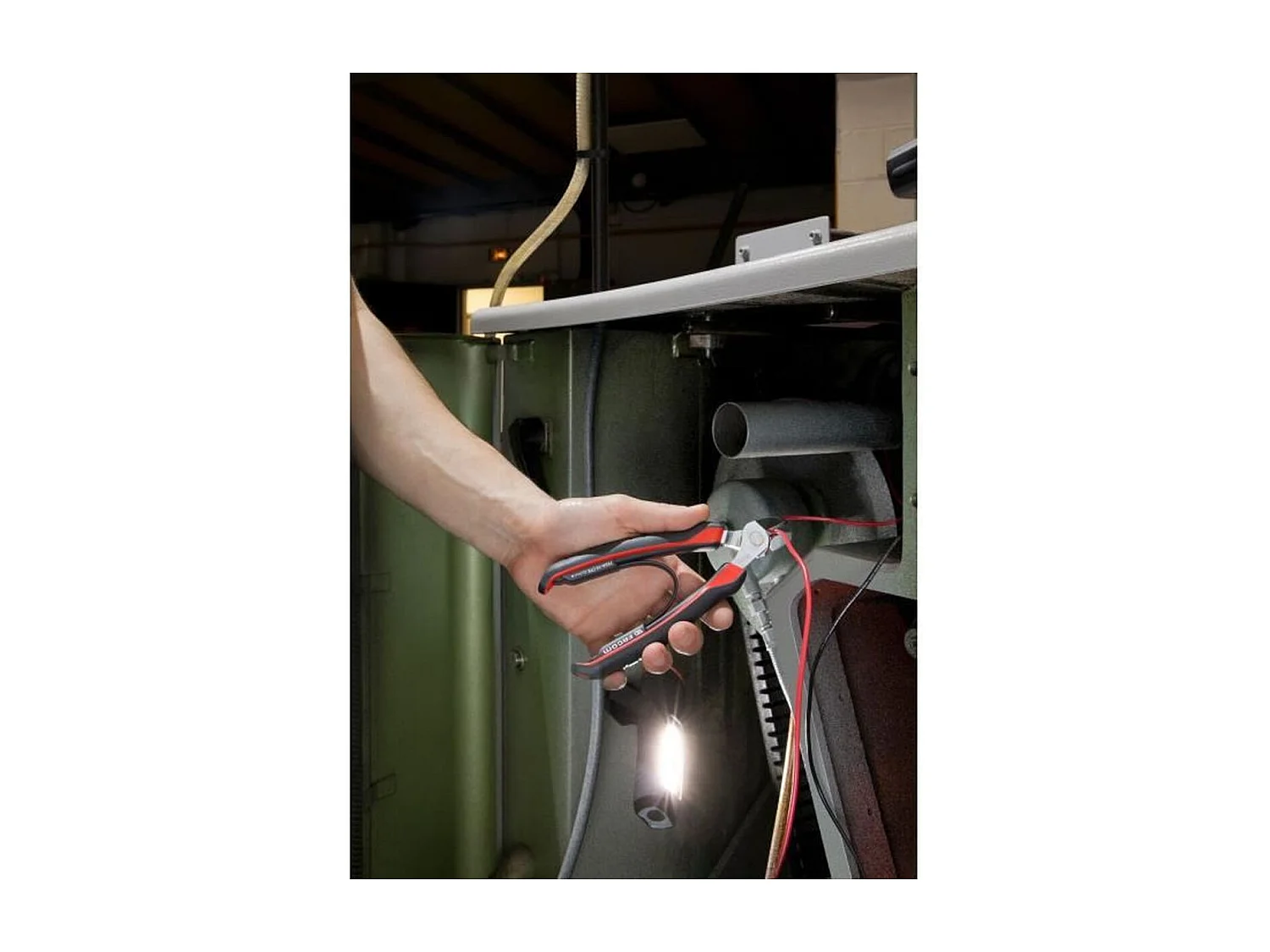 FACOM Pince coupante 180mm