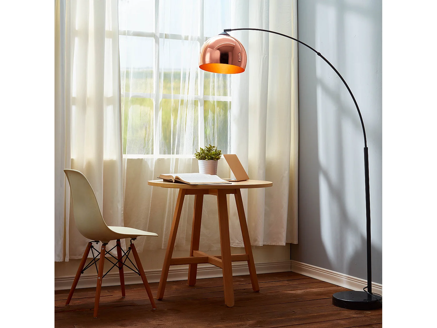 Teamson Home Arquer Booglamp Vloerlamp - Roos Goud Afwerking Lampenkap - Zwart Marmer Baseren