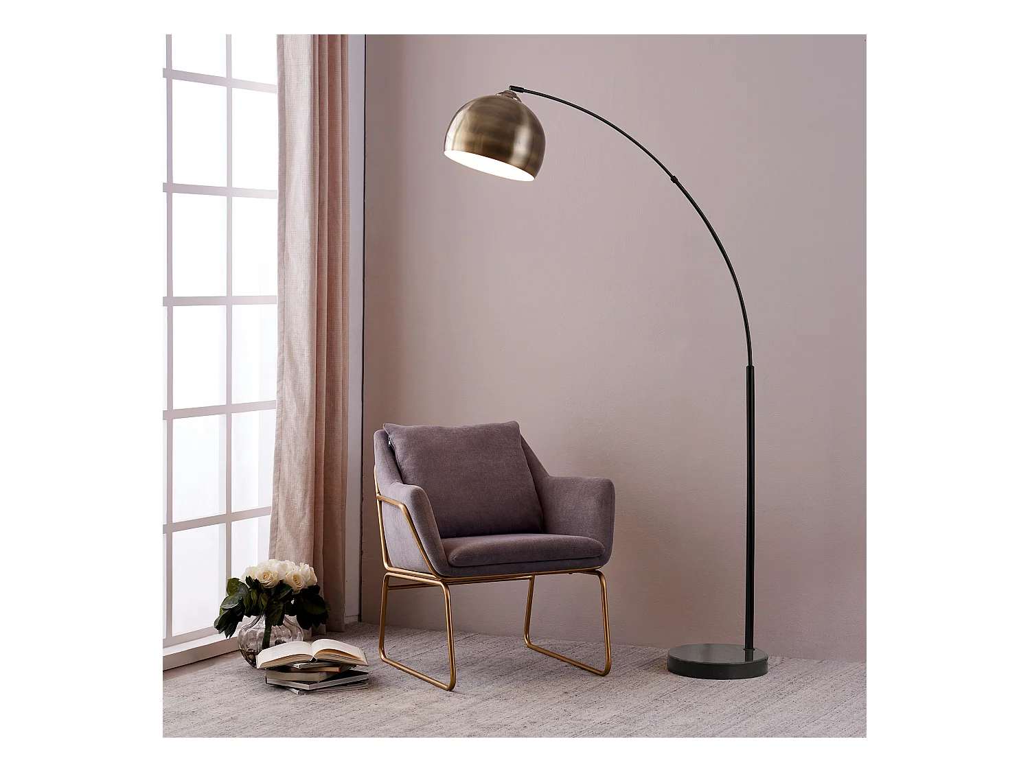 Teamson Home Arquer Booglamp Vloerlamp - Antiek Messing Afwerking Lampenkap - Zwart Marmer Baseren