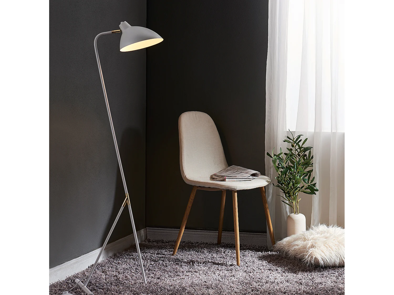 Teamson Home Delicata Vloerlamp - Goud/Wit - Minimalistisch & Modern Ontwerp